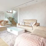 Galihost - Luxury Dreams In Playa Paxarinas Holiday home *